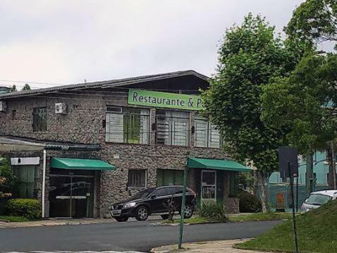 Отель Casa De Pedra Mineira Канела Экстерьер фото