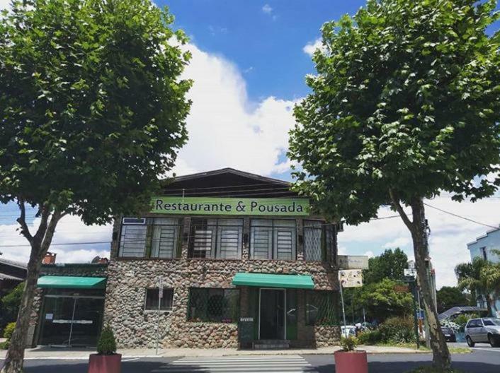Отель Casa De Pedra Mineira Канела Экстерьер фото